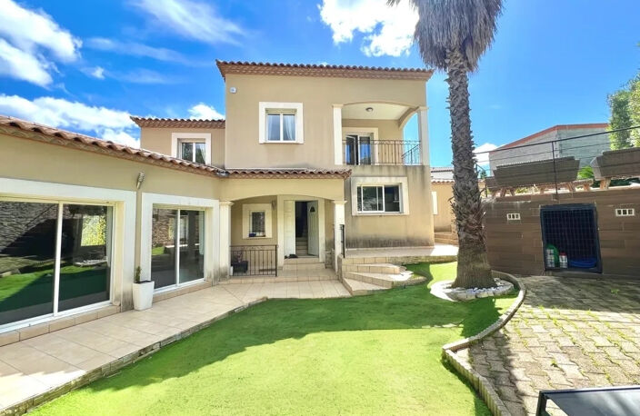 JUVIGNAC - Villa T6 de 218m2 avec piscine — photo 2