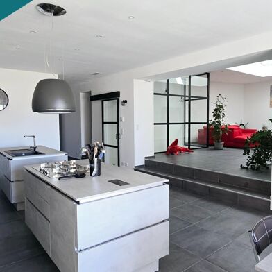 Maison 2 pièces 395000 €