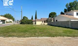 Terrain   m² à vendre à Saint-Saturnin-lès-Avignon (84450)