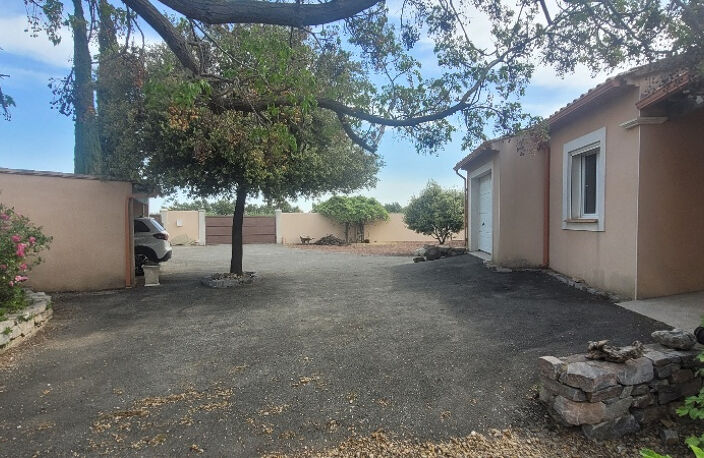 VILLA — photo 5