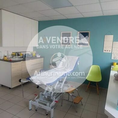 Commerce  492048 €