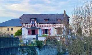 Maison 12 Pièces 270 m² à vendre à Nay (64800)