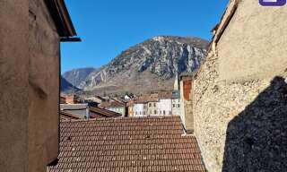 Immeuble  70 m² à vendre à Tarascon-sur-Ariège (09400)