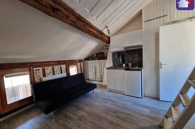Immeuble  93000 €