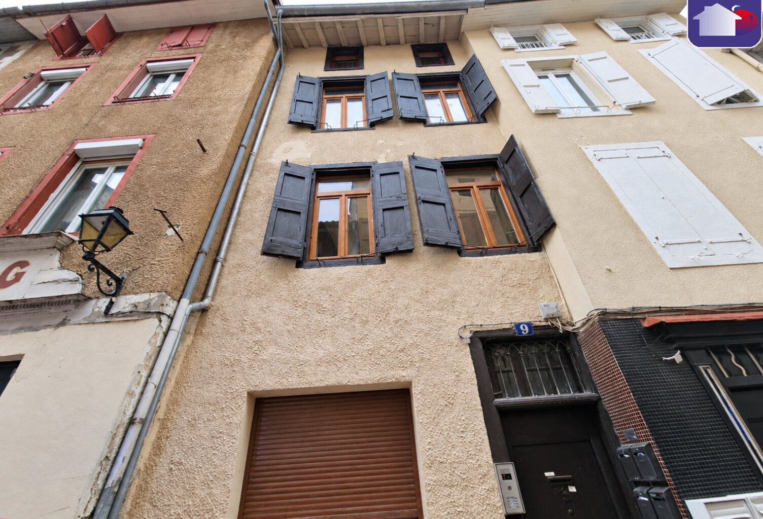 Vente immeuble  70 m² Tarascon-sur-Ariège (09400) — photo 1