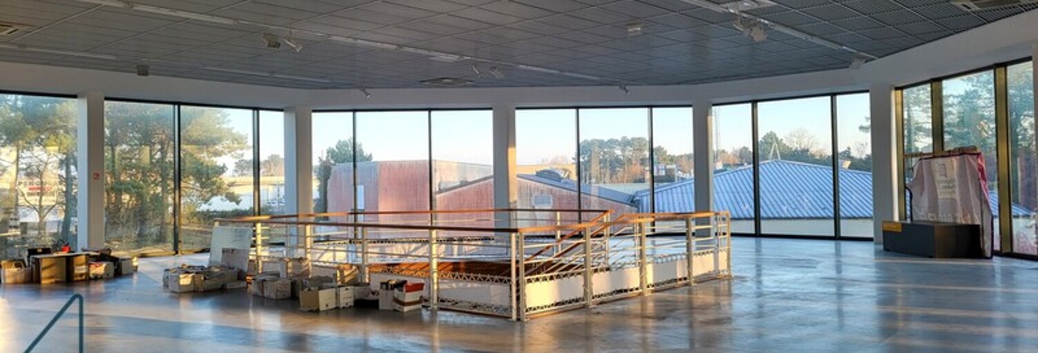 Bureau  1700 m² à vendre à Plougoumelen (56400)