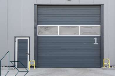 Commerce 3 pièces 700 €