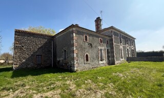 Maison 10 Pièces 223 m² à vendre à La Réorthe (85210)
