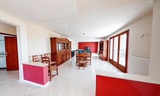 Maison 12 Pièces 220 m² à vendre à Mions (69780)