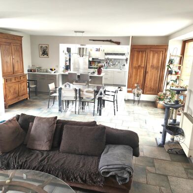 Maison 8 pièces 558000 €