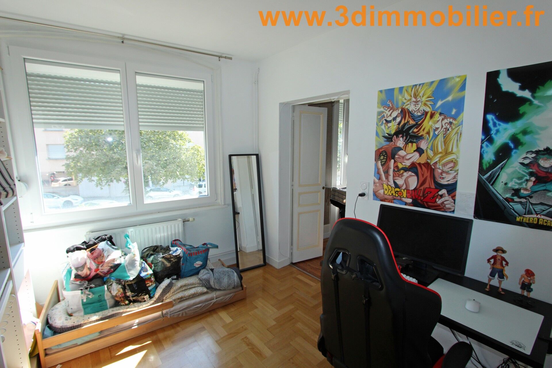 Lons-le-Saunier CENTRE-VILLE à appartement T3 bis avec garage.