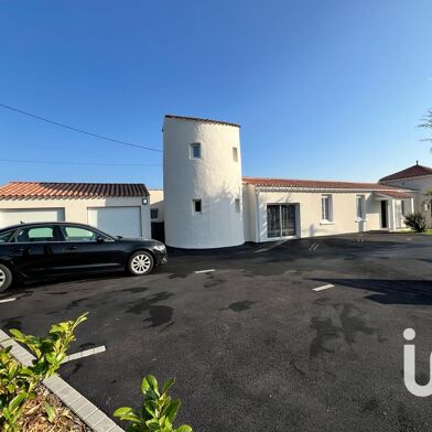 Maison 9 pièces 736200 €