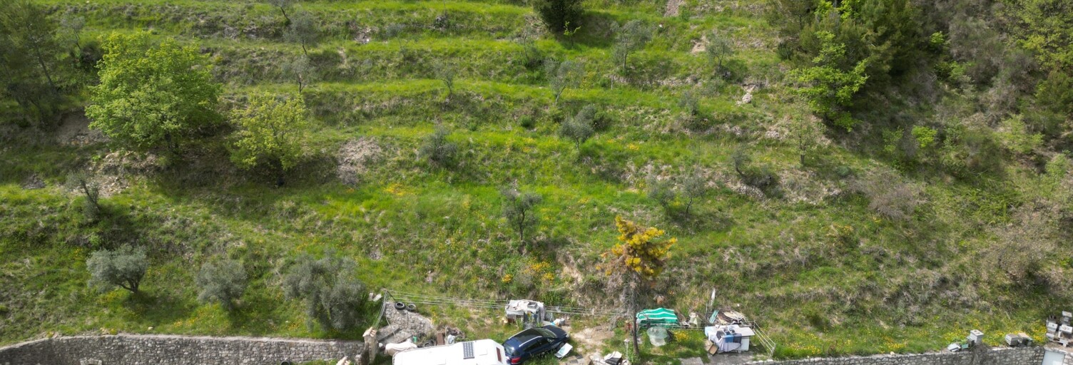 Terrain  22000 m² à vendre à Pierrefeu (06910)