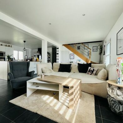 Maison 6 pièces 379080 €