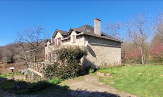 Maison 7 Pièces 285 m² à vendre à Reygade (19430)