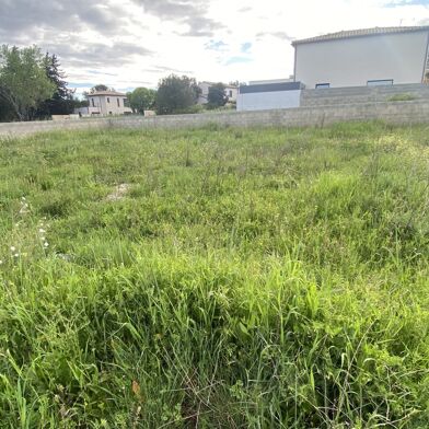 Terrain  136000 €