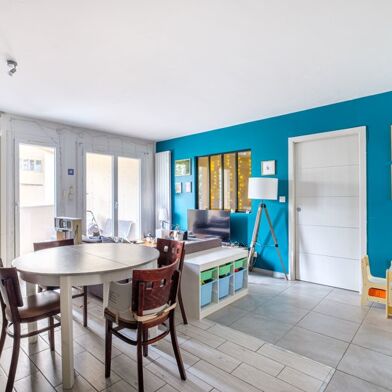 Appartement 3 pièces 298452 €