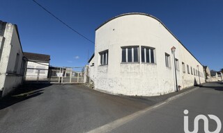 Immeuble  1722 m² à vendre à Bellevigne-les-Châteaux (49260)