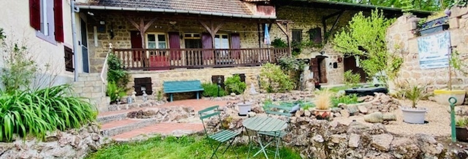 Maison 9 Pièces 210 m² à vendre à Sivignon (71220)