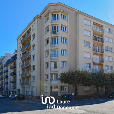 Appartement 7 pièces 209000 €