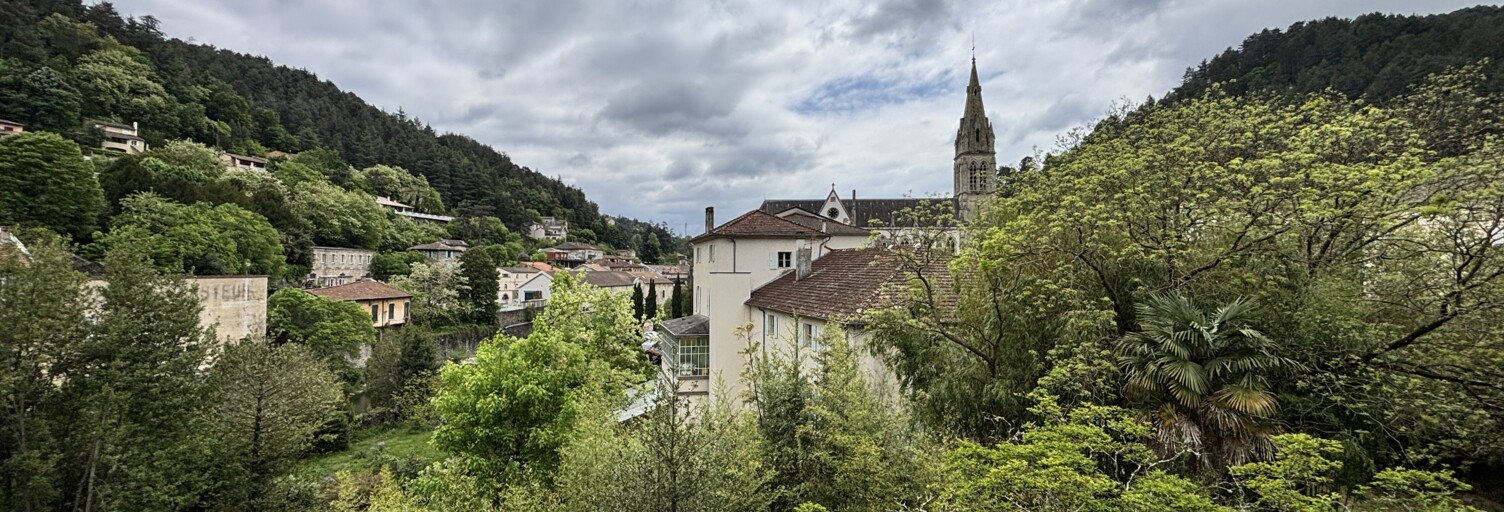 Appartement 5 Pièces 85 m² à vendre à Vals-les-Bains (07600)