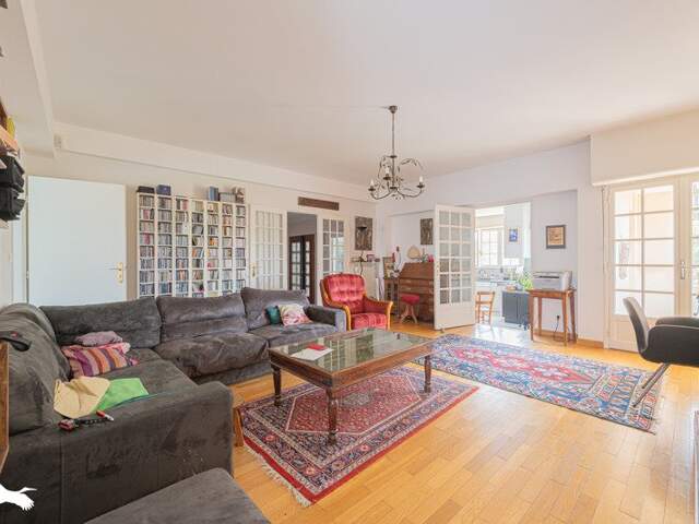 Appartement de 6 pièces principales — photo du bien