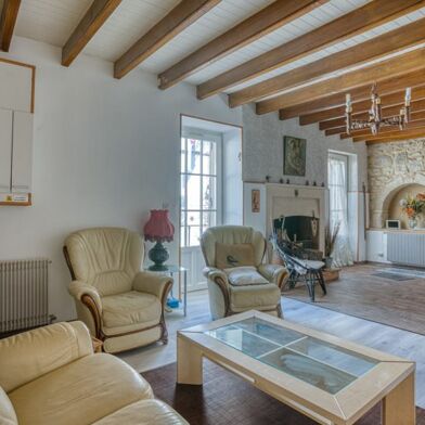 Maison 9 pièces 148400 €