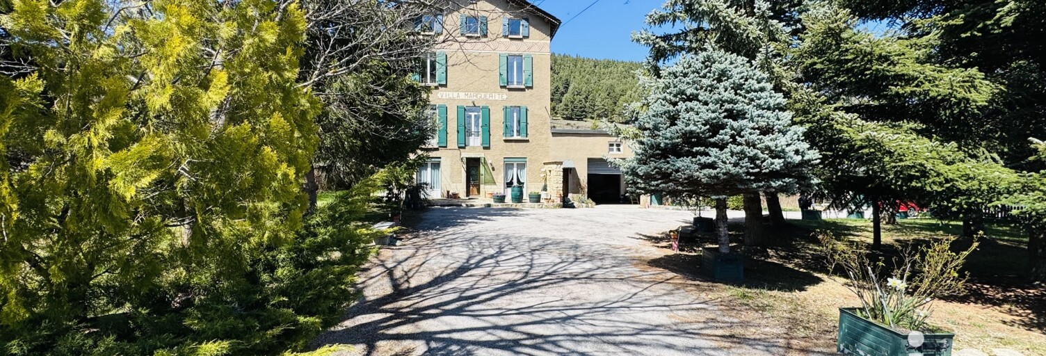 Maison 13 Pièces 375 m² à vendre à Formiguères (66210)