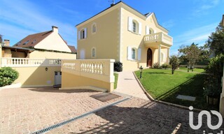 Maison 10 Pièces 220 m² à vendre à Villecresnes (94440)