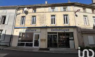 Immeuble  280 m² à vendre à La Couronne (16400)