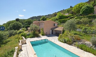 Maison 5 Pièces 191 m² à vendre à Spéracèdes (06530)