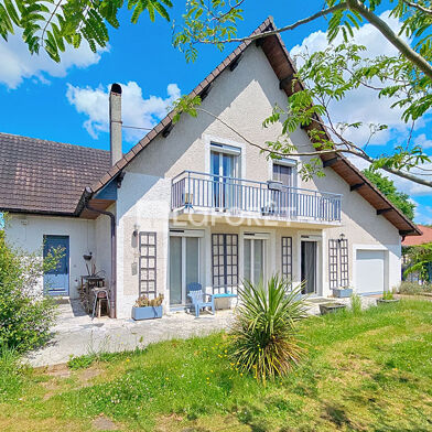 Maison 6 pièces 333900 €