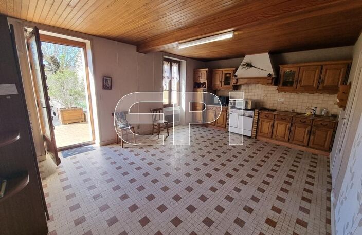 Vente maison 6 pièces 110 m² Aulnay (86330) — photo 5