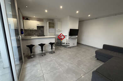 Appartement 4 pièces 890 €