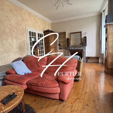 Appartement 4 pièces 245000 €