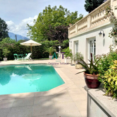 Maison 9 pièces 815000 €