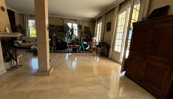 Villa / Maison 9 pièces  à vendre Meylan 38240