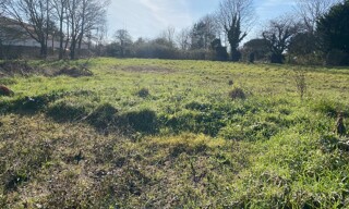Terrain  842 m² à vendre à La Clisse (17600)