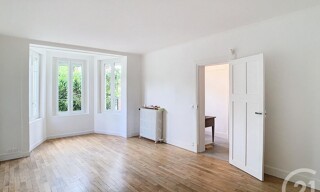Maison 7 Pièces 152 m² à louer à Fresnes (94260)