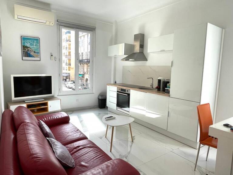 NICE/ Le PORT/ Appartement 2p en parfait état — photo 1