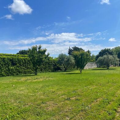 Terrain  90000 €
