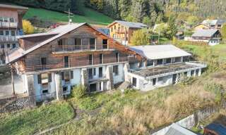 Immeuble  1400 m² à vendre à Essert-Romand (74110)