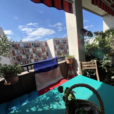 Appartement 5 pièces 260000 €