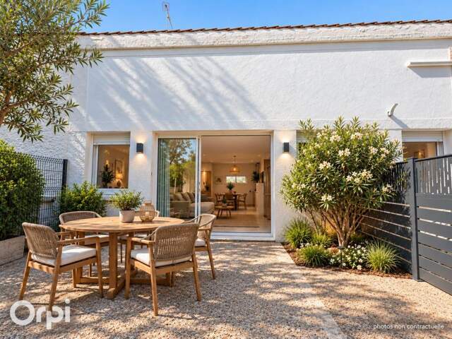 Appartement À Vendre à rénover sur Saint Georges de Didonne — photo du bien