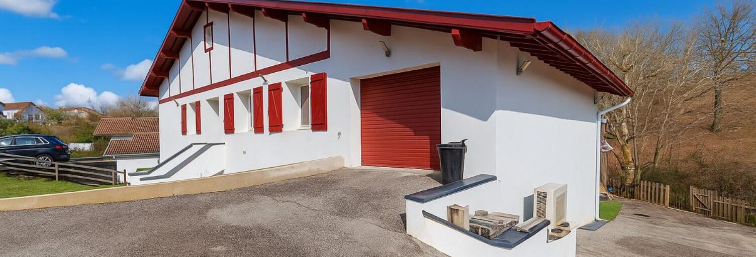 Maison 7 Pièces 232 m² à vendre à Urcuit (64990)