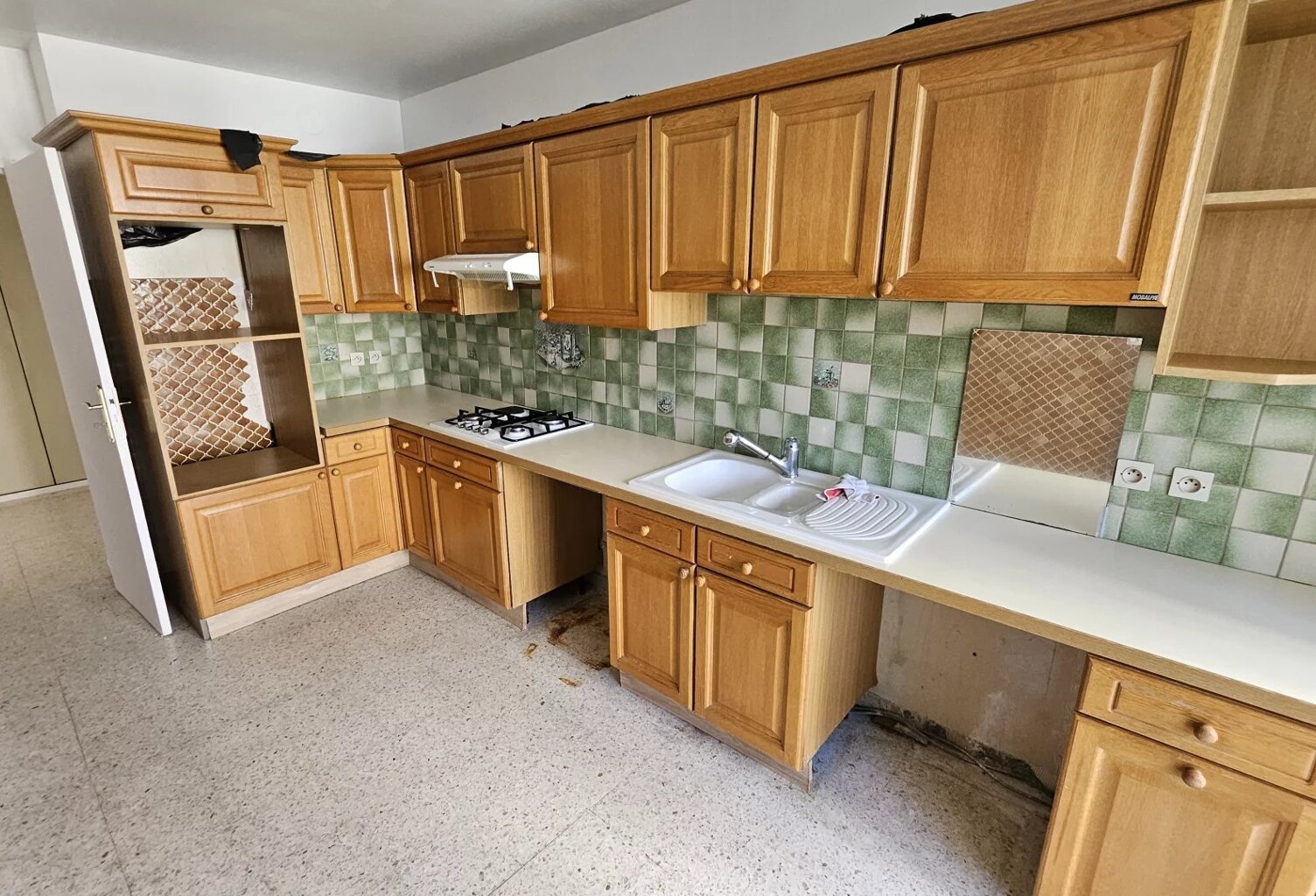 Investissement locatif, appartement T5, Lou Piboulo. Pissevin — photo 1