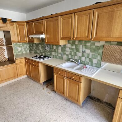 Appartement 5 pièces 50000 €