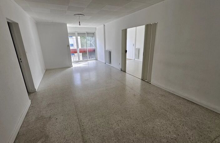 Investissement locatif, appartement T5, Lou Piboulo. Pissevin — photo 3