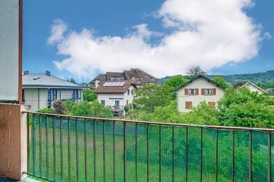 Appartement 4 pièces 215000 €