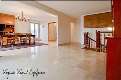 Appartement 4 pièces 355000 €